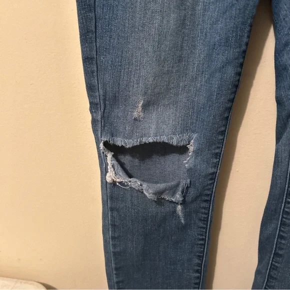 Oasis By Eunina Jeans Women’s Juniors 3 Distressed Faded Skinny - Picture 12 of 13